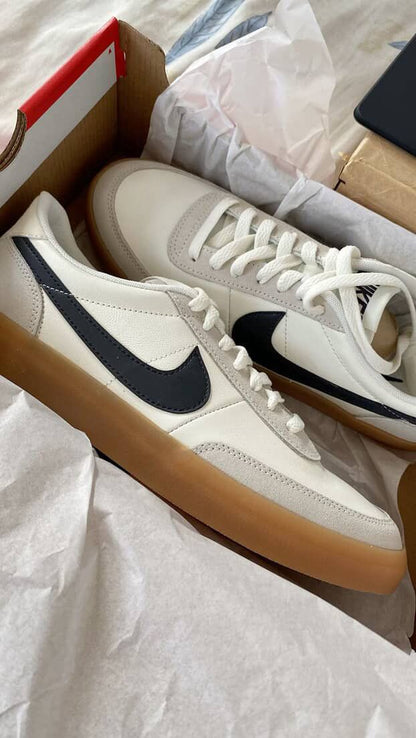 Nike Classic Sole Sneakers