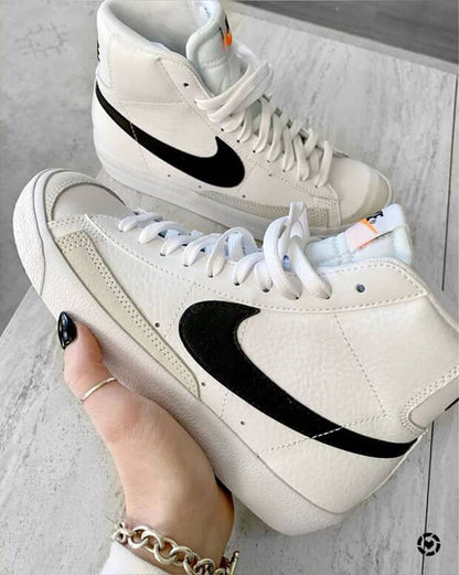 Nike Classic Sole Sneakers