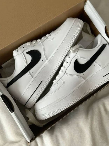 Nike Court Legacy Sneaker